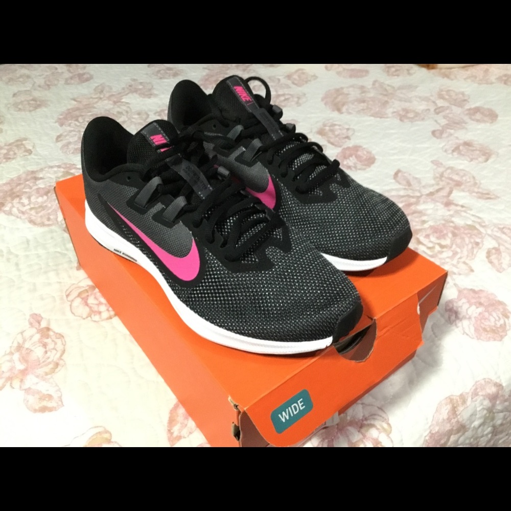 New w tags size 8